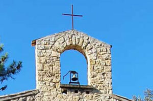 La petite cloche en haut du Temple Protestant de Soulac, c'est toute une histoire !